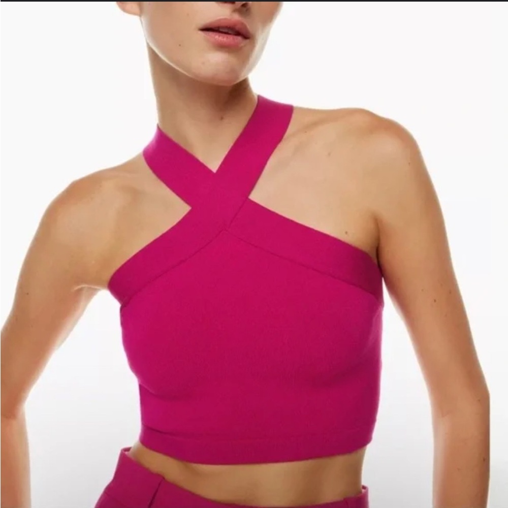 Aritzia Babaton Criss Cross Crop Top
